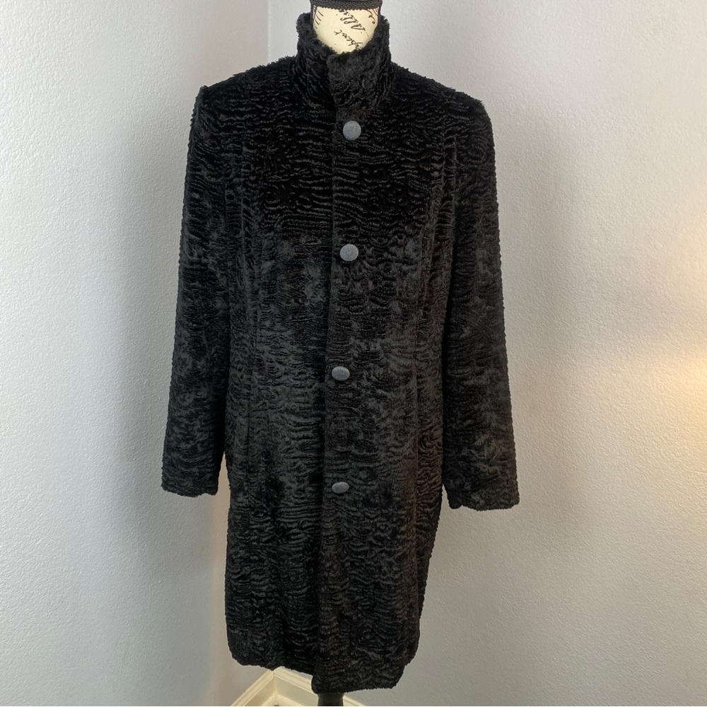 Valerie Stevens  Coat size small